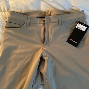 Lulu lemon ABC Pant Classic 34 length, 32 waist